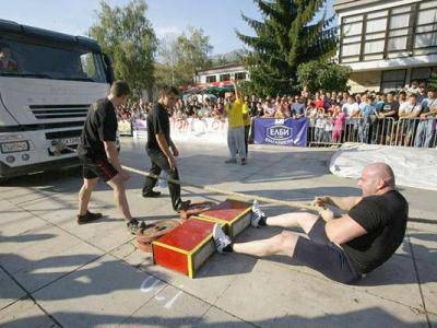 1000 безплатни пропуска за сблъсъка на най-силния мъж на планетата и титаните в Пловдив