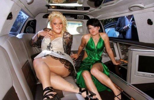 Майки зоват: Забранета чалгата на абитуриентските балове