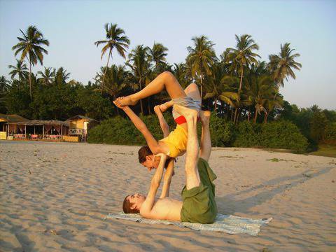 Елица Йоргова: енергия чрез йога и веганство