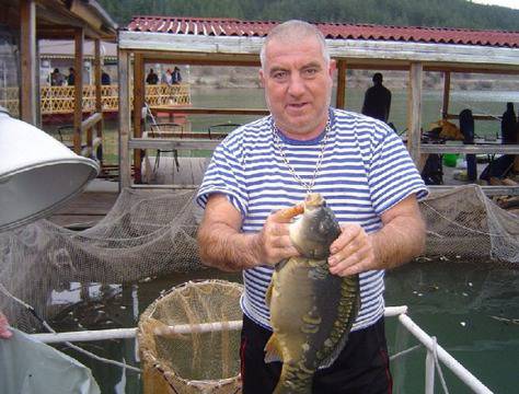 Арестуваха сина на Мишо Царя със 7 калашника