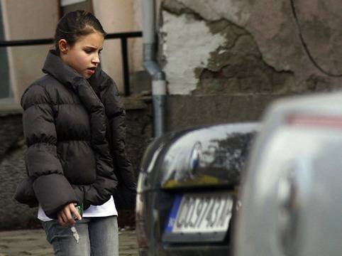 Похитителите не са заключвали Лара, само един маскиран мъж е говорил с детето