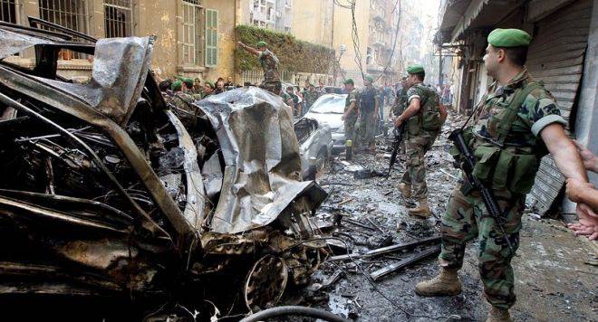 Бомба вдигна във въздуха френското посолство