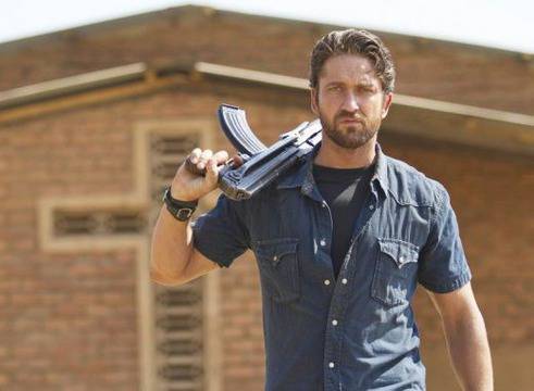 Джералд Бътлър си пъхал лед в гащите