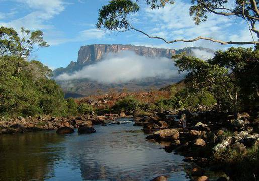Голямата синьо-зелена планина: Рорайма видяна 3086 коментари 2