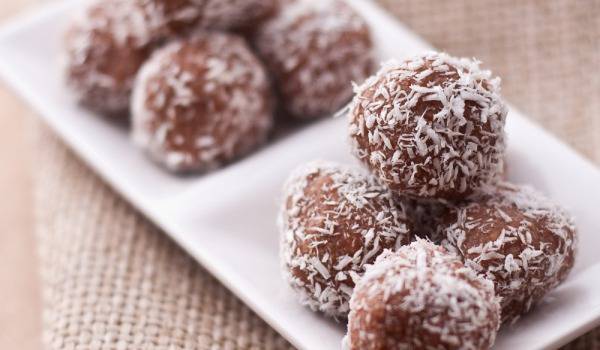 Приготвяне на домашни бонбони