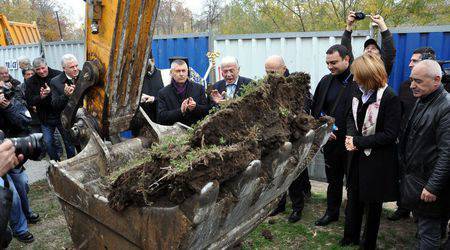 Плевнелиев и Фандъкова ще направят първа копка на столичното метро до Бизнеспарка
