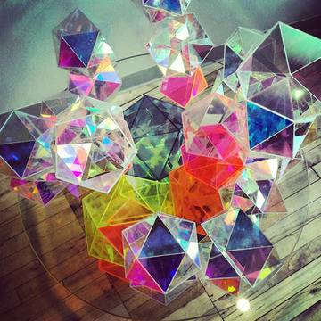 Маса от светлина