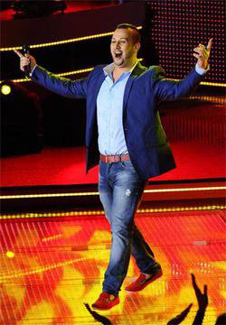 Цветелин от „Гласът на България“ прекъсва училище, за да прави кариера като певец