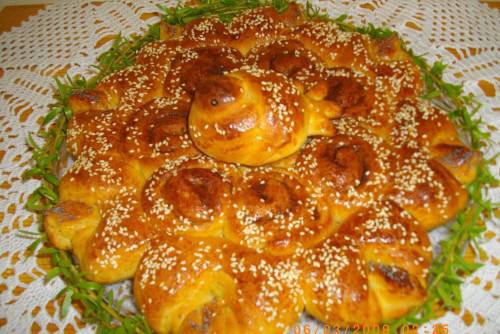 Козуначена питка с пиленце