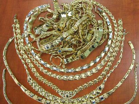 НАП пуска на търг близо 13 кг злато 0 3