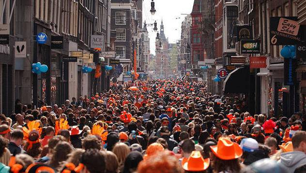 Холандия посреща първия си крал от 120 години