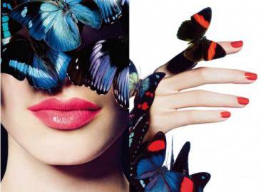 Вижте лятната колекция на козметиката на Шанел (снимки)