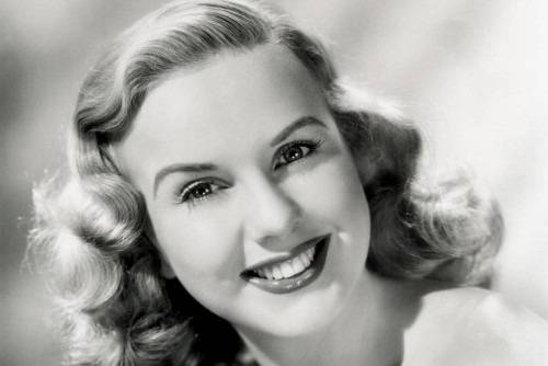 Почина актрисата Дина Дърбин