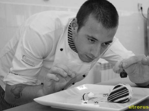 Френски кулинарен ас научил Алекс да вае скулптури от шоколад