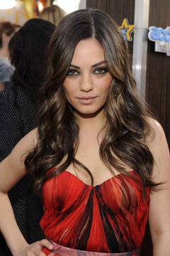 Мила Кунис е най-сексапилната жена за 2013 г. видяна 14278 коментари 9