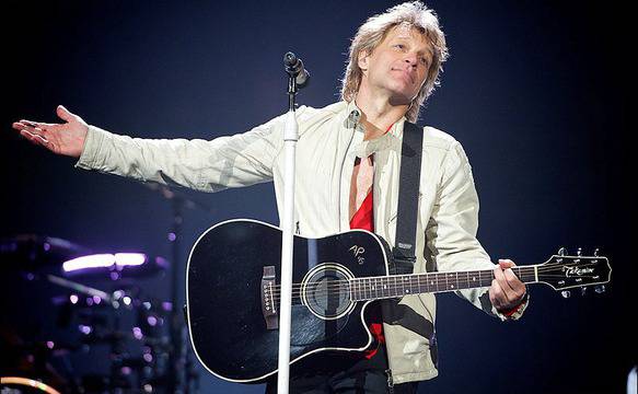 Raise Your Hands, остана малко до Bon Jovi