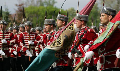 Военен парад и водосвет в София
