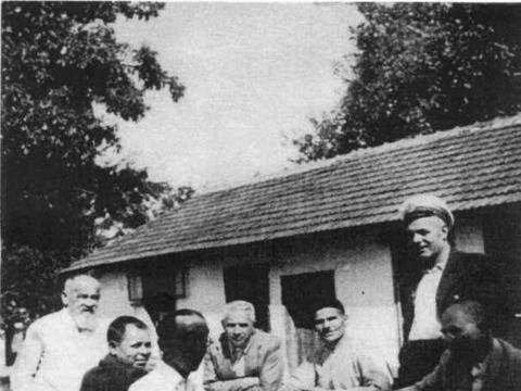 За 8 години „Дунарит“ извървя пътя от дъното до върха