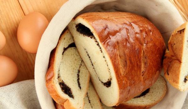 Козуначено руло с мармалад