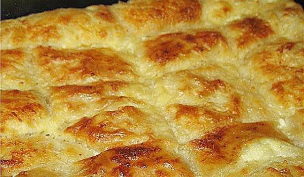 Класическа млечна баница