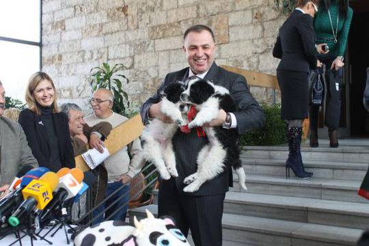 Бабата и дядото на Кристинка: Не щем Найденов пергишина!