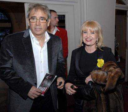 Анета Сотирова духа 65 свещи: Младостта е един път, после всичко затихва, но желанието за живот остава