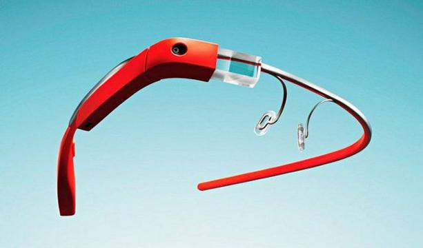 Хокей на лед и баскетбол, заснети с Google Glass (видео)