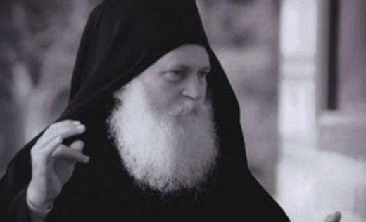 Руски игумен оплю Ванга за контактите й с мъртвите – вместо тях се явявали демони