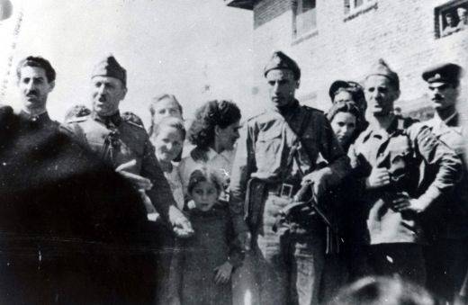 Повече от половин век партизанският командир Костадин Гемеджиев е омаскаряван от партийните си другари