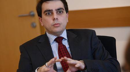 Асен Василев ще се срещне с енергийния министър на Турция