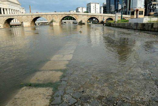 Вардар заля Скопие (СНИМКИ)