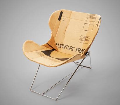 Стол от рециклиран картон