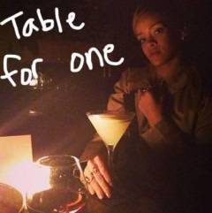 Риана се подигра с Крис Браун