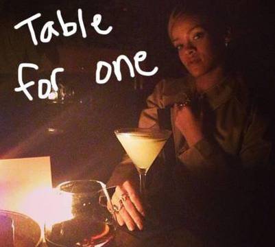 Риана се подигра с Крис Браун