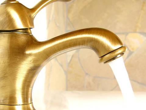 Спират временно водата в кв. „Люлин“ 10 в София