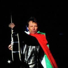 Бон Джоуви пя ”само” два часа заради алергия