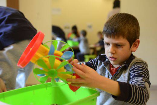 Нека помогнем на НИКИ!