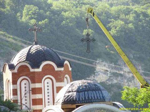 100-годишният дядо Добри събира дарения за Басарбовската църква