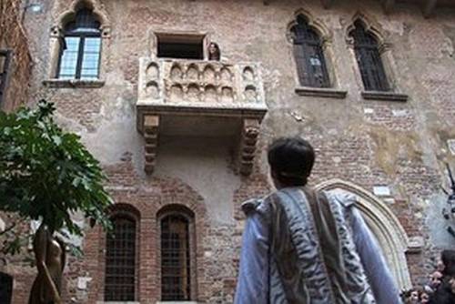 Във Верона ще вземат 2 евро за балкона на Жулиета