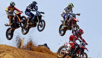 Български състезател по мотокрос загина по време на състезание