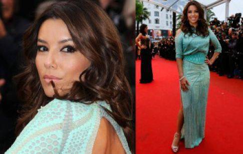 Ева Лонгория без бельо на червения килим в Кан