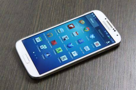 Consumer Reports нарече Samsung Galaxy S4 най-добрия смартфон