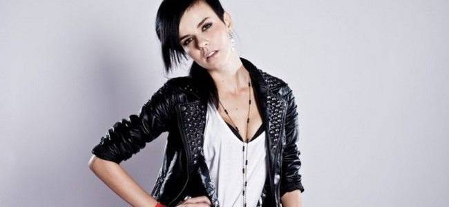 Мона от „Революция Z” гостува в радио Fresh!