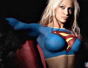 Фенка на Наполи се изрисува като Супермен на голо