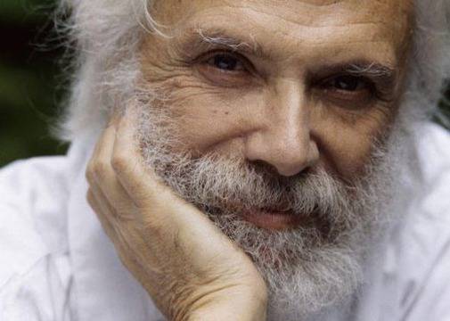 Почина Жорж Мустаки