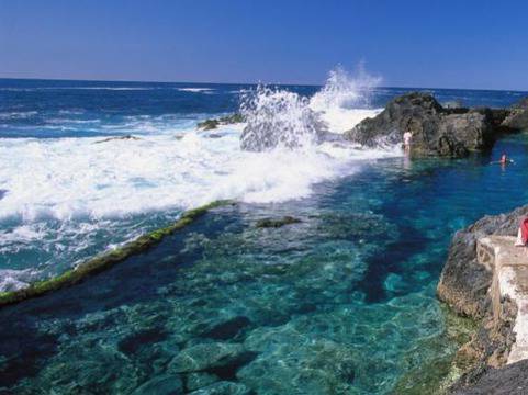 Естествените водни басейни – луксът на природата