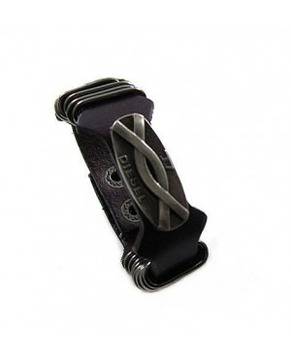 Mъжки кожени гривни с метална плочка