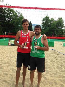 Николай Колев и Константин Митев с първа победа на плажа