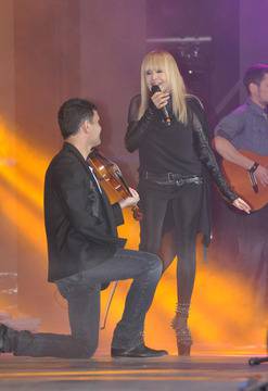 Коя е най-добре облечената звезда на наградите на БГ Радио? видяна 7894 коментари 14