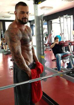 Ники Китаеца го закъса, стана фитнес инструктор